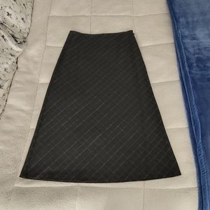 Old Navy gray plaid skirt, size 12, NWT